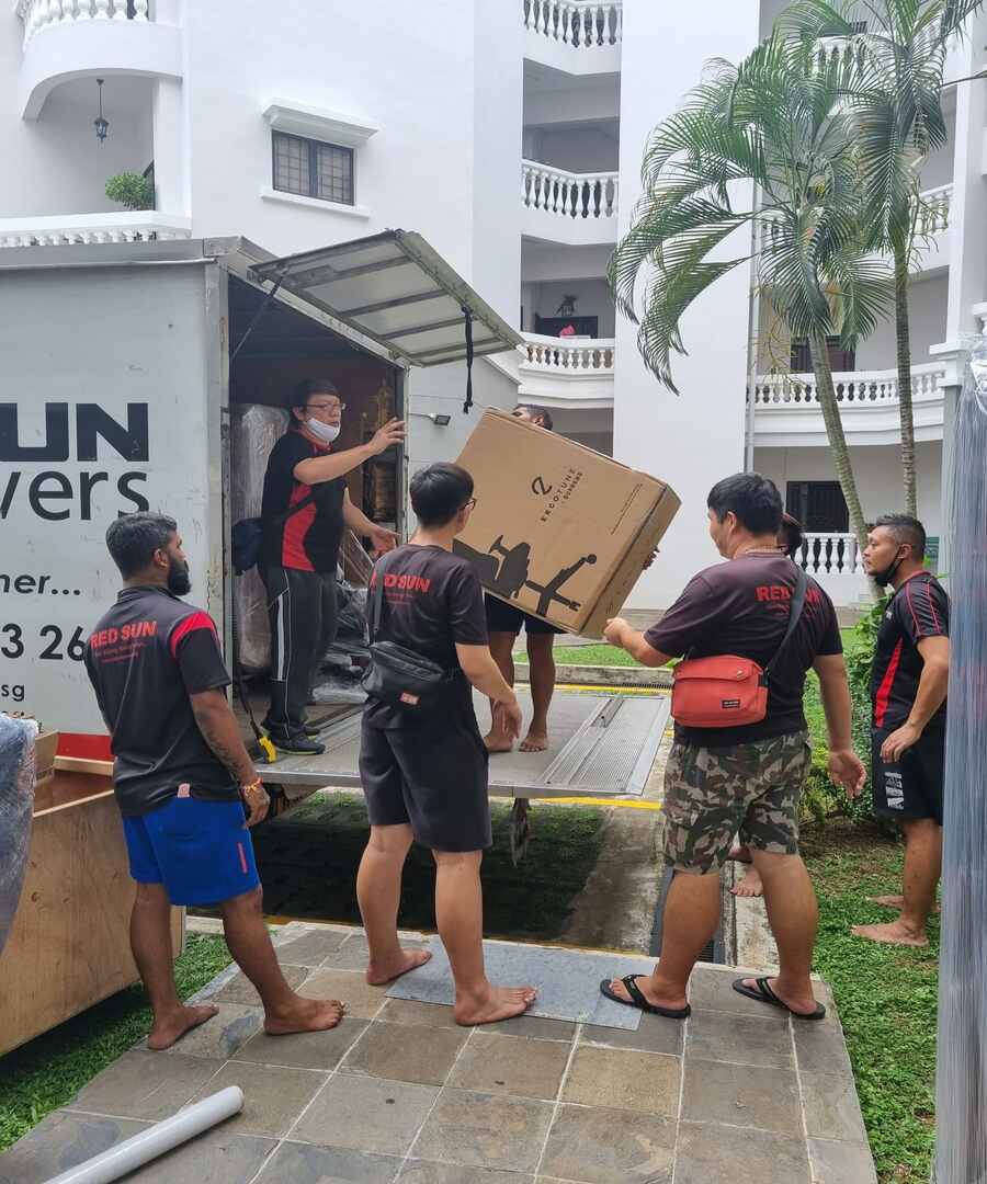Why Hire a Professional Mover?